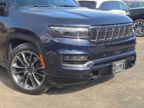 Used 2025 Jeep Grand Wagoneer Series III w/ Quick Order Packagew 28T image 2