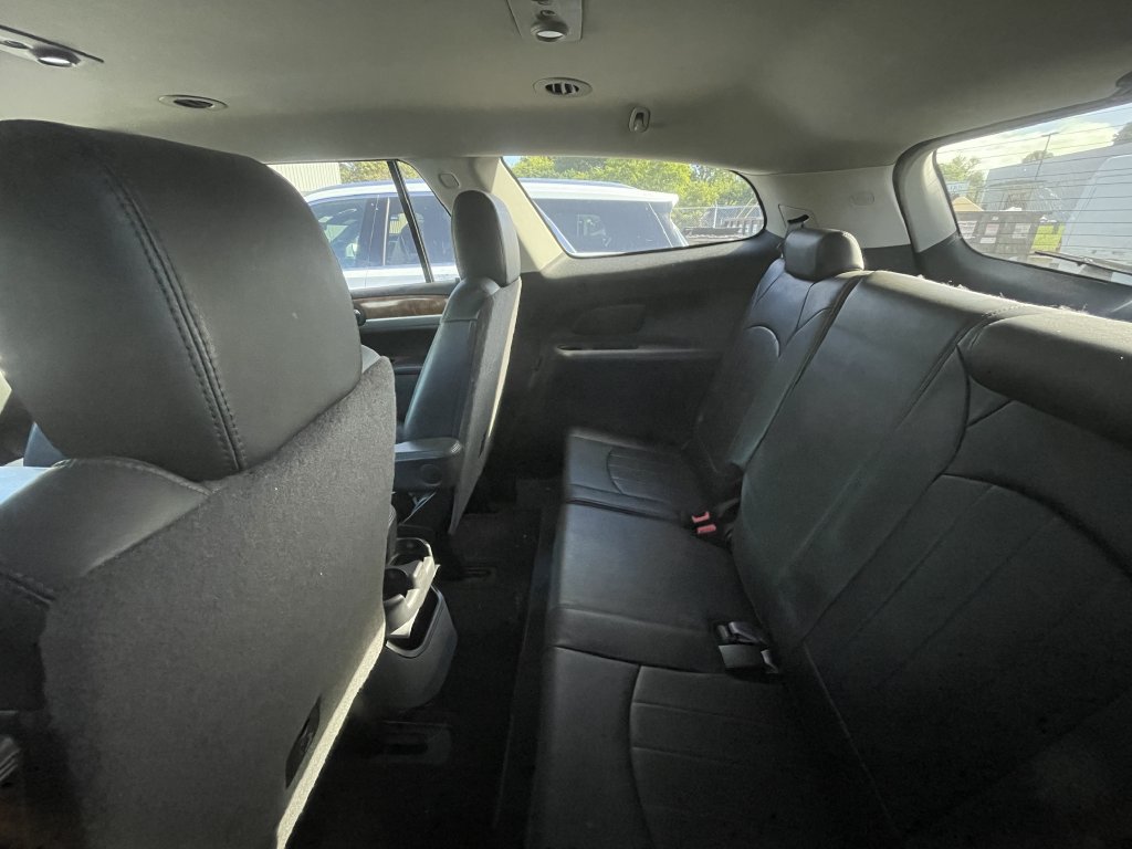 Used 2011 Buick Enclave CXL AWD/4WD image 11