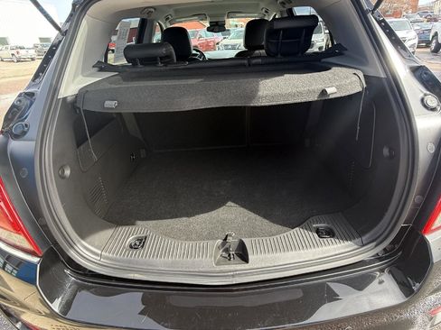 Used 2022 Chevrolet Trax LT w/ Driver Confidence Package image 13