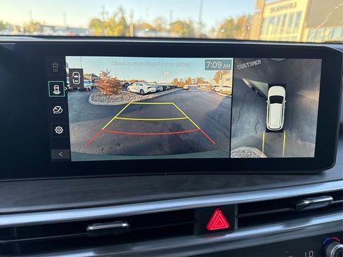 New 2025 Kia Sorento SX image 16