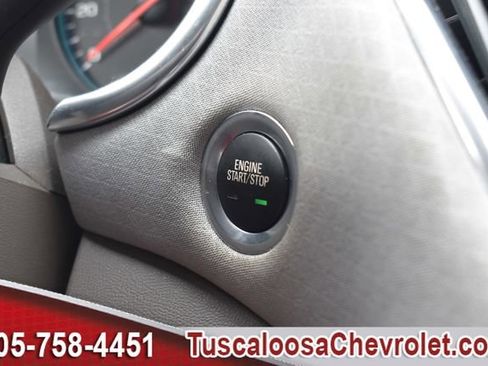 Used 2019 Chevrolet Malibu LT image 36