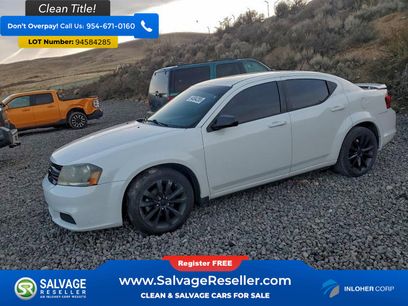 Used 2014 Dodge Avenger SE w/ Blacktop Package