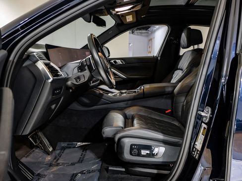 Used 2025 BMW X6 xDrive40i image 4