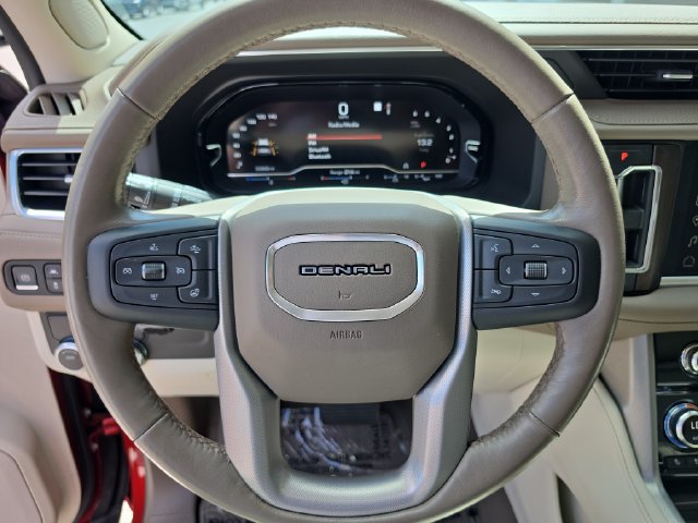 Certified 2022 GMC Yukon Denali RWD image 29