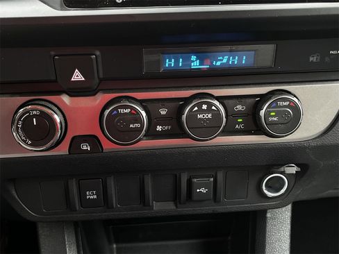 Used 2023 Toyota Tacoma SR5 image 18