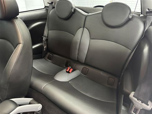 Used 2010 MINI Cooper S FWD image 3