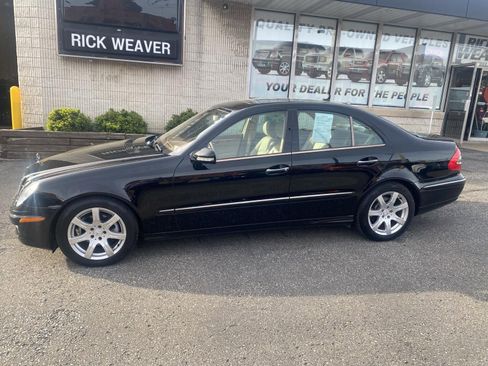 Used 2007 Mercedes-Benz E 350 Sedan image 4