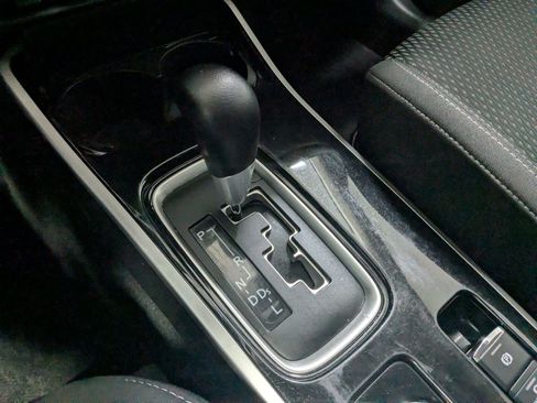 Used 2020 Mitsubishi Outlander ES AWD/4WD image 20