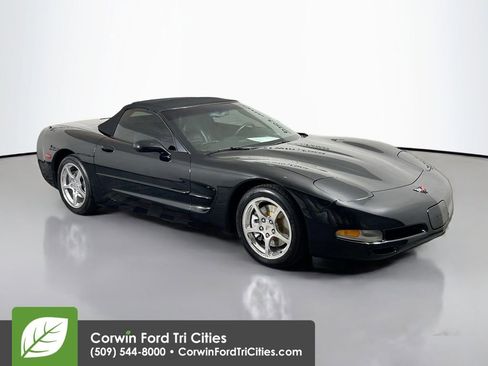 Used 2004 Chevrolet Corvette Convertible w/ Preferred Equipment Group RWD image 1