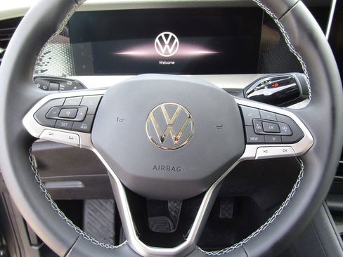 New 2026 Volkswagen Tiguan S AWD/4WD image 9