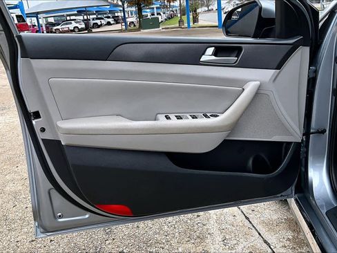 Used 2017 Hyundai Sonata Sport w/ Value Edition Package 02 image 21