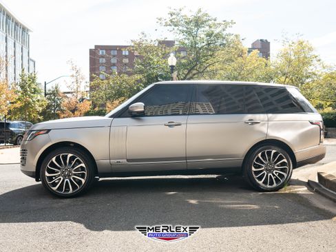 Used 2018 Land Rover Range Rover Long Wheelbase Supercharged image 4
