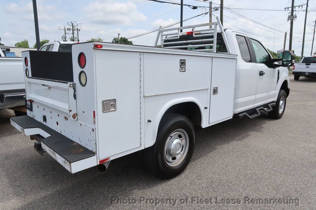 Used 2017 Ford F250 4x4 SuperCab Super Duty image 4