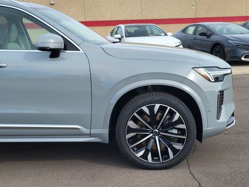 New 2026 Volvo XC90 T8 Ultra w/ Protection Package Premier AWD/4WD image 6