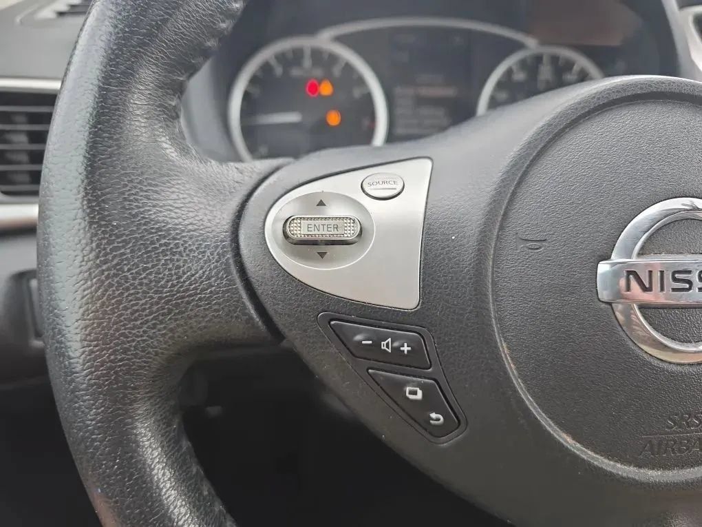 Used 2019 Nissan Sentra SV w/ Special Edition Package FWD image 20