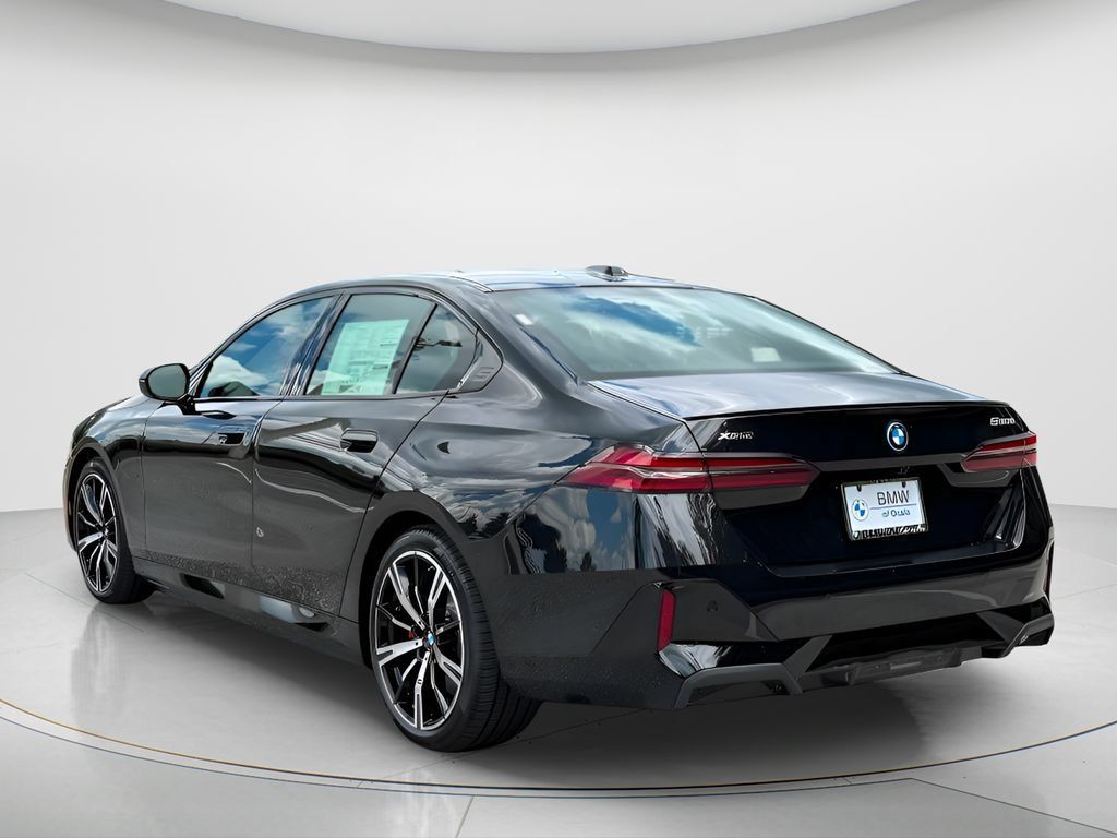 New 2027 BMW 550e xDrive w/ Premium Package AWD/4WD image 7