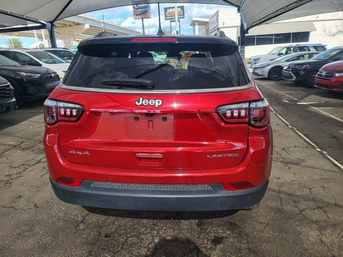 Used 2025 Jeep Compass Limited image 13