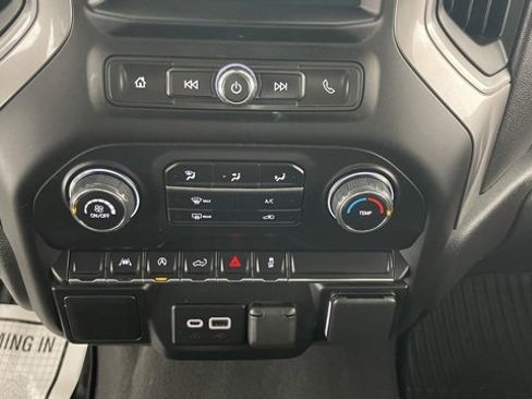 Used 2023 Chevrolet Silverado 1500 Custom image 42