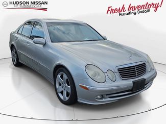 Used 2005 Mercedes-Benz E 320 Sedan video 1
