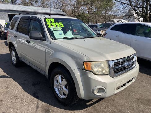 Used 2009 Ford Escape XLT image 5