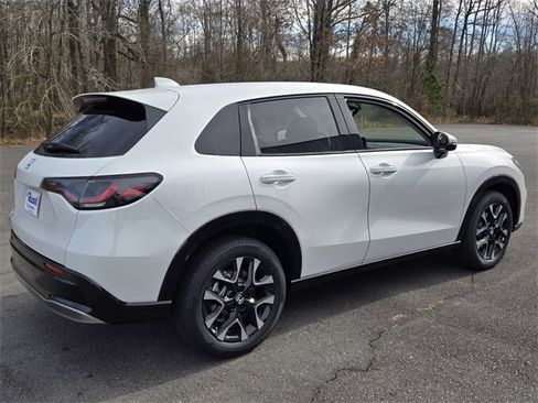 New 2026 Honda HR-V EX-L image 3