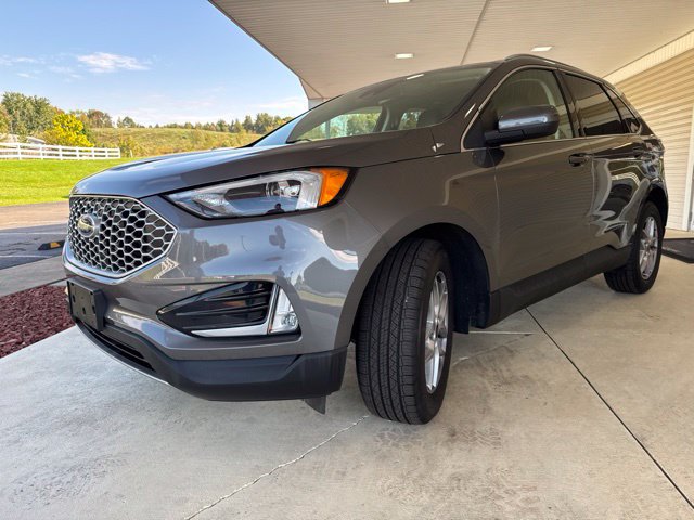 Used 2023 Ford Edge SEL w/ Convenience Package AWD/4WD image 9