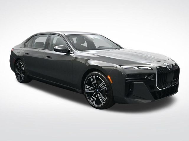 New 2026 BMW 760i xDrive AWD/4WD image 2