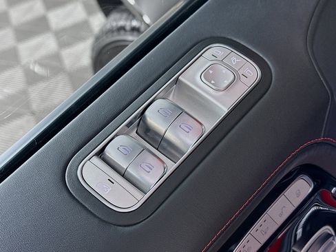 Certified 2025 Mercedes-Benz G 63 AMG 4MATIC image 18