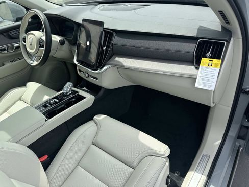 New 2026 Volvo XC90 T8 Ultra w/ Protection Package Premier AWD/4WD image 22