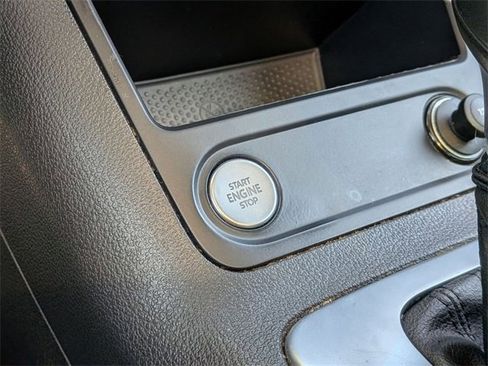 Used 2014 Volkswagen Tiguan SEL image 22