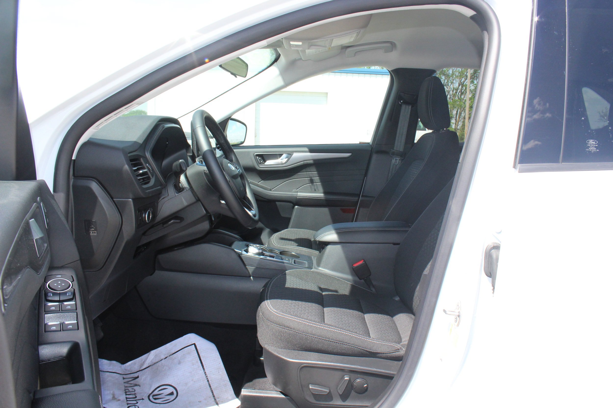 Used 2023 Ford Escape Active w/ Tech Pack #2 AWD/4WD image 13