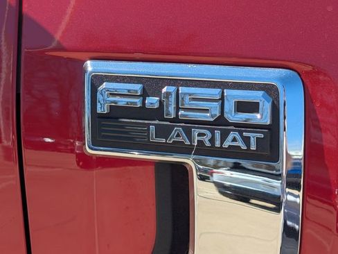 Used 2022 Ford F150 Lariat w/ Max Trailer Tow Package image 32