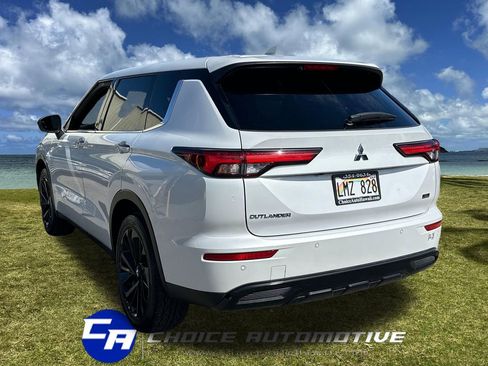 Used 2024 Mitsubishi Outlander SE Black Edition FWD image 5