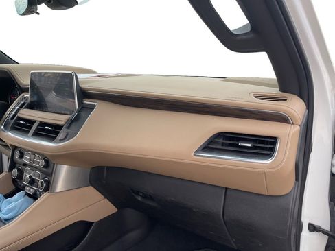 Used 2021 Chevrolet Tahoe Premier image 16