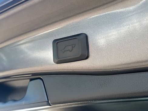 Used 2025 Toyota RAV4 XLE Premium w/ Weather Package AWD/4WD image 8