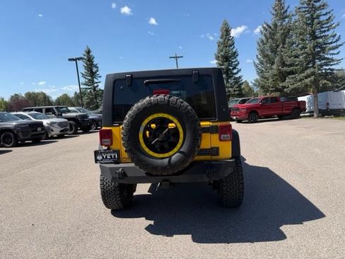 Used 2015 Jeep Wrangler Unlimited Sport w/ Quick Order Package 24S AWD/4WD image 11