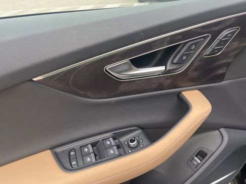 Used 2025 Audi Q7 3.0T Premium Plus w/ Premium Plus Package image 11