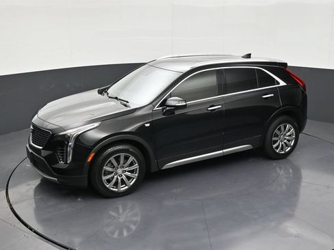 Used 2022 Cadillac XT4 Premium Luxury w/ Safety Alert Package AWD/4WD image 12