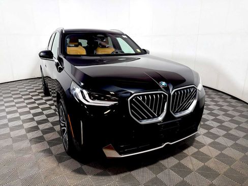 Used 2026 BMW X3 xDrive30i w/ Premium Package AWD/4WD image 2