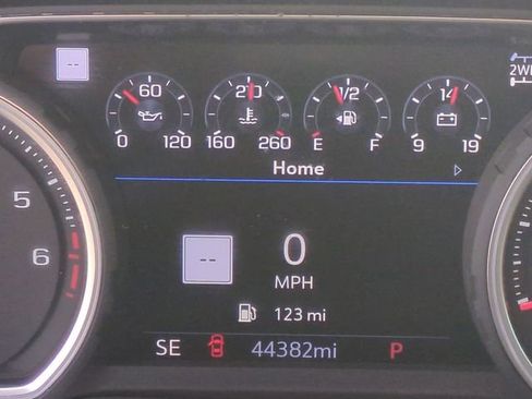 Used 2021 Chevrolet Silverado 1500 LTZ w/ LTZ Premium Package image 22