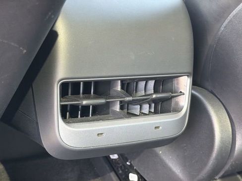 Used 2023 Tesla Model Y Long Range image 23