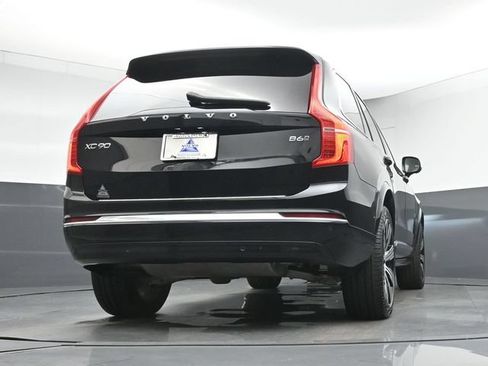 Used 2023 Volvo XC90 B6 Ultimate w/ Protection Package Premier AWD/4WD image 16