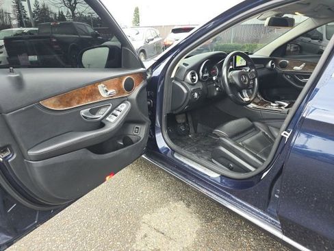 Used 2015 Mercedes-Benz C 300 4MATIC Sedan image 15
