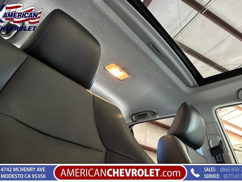 Used 2023 Toyota 4Runner Limited AWD/4WD image 23