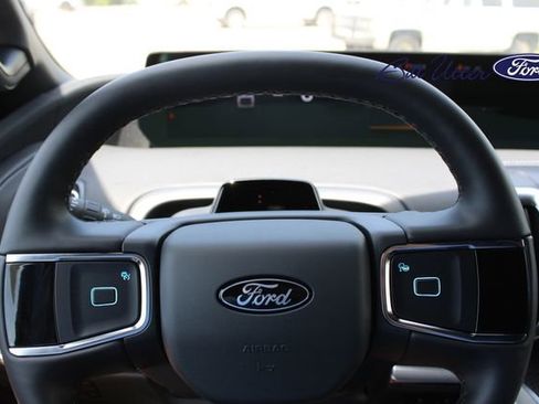 New 2026 Ford Expedition Max Platinum AWD/4WD image 17