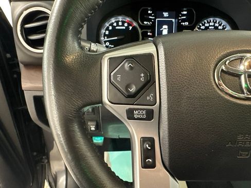 Used 2021 Toyota Tundra Limited w/ Limited Premium Package AWD/4WD image 9