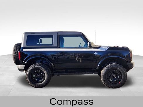 Used 2023 Ford Bronco Outer Banks image 11