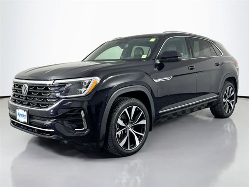 Used 2024 Volkswagen Atlas Cross Sport SEL Premium R-Line image 2