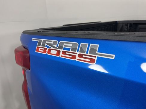 Certified 2024 Chevrolet Silverado 1500 LT Trail Boss w/ LT Trail Boss Premium Package AWD/4WD image 14