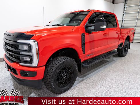 Used 2024 Ford F250 Lariat w/ Black Appearance Package image 2
